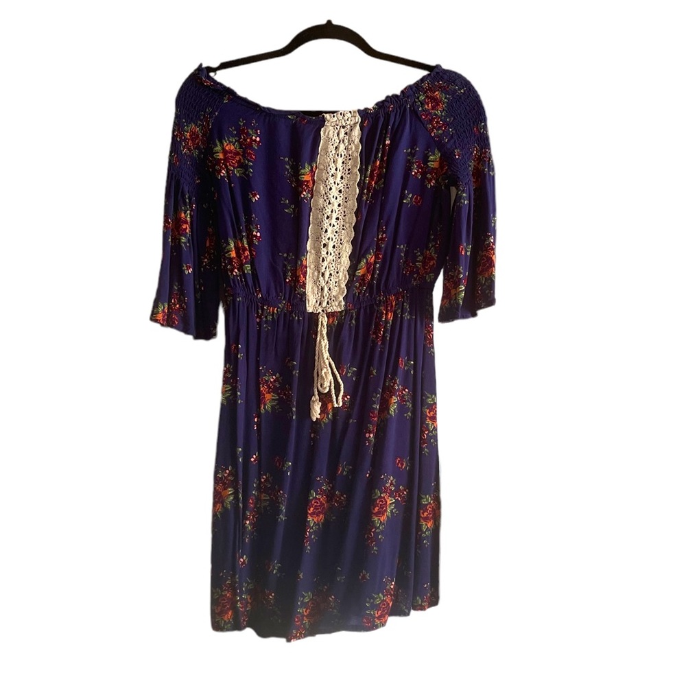 Off shoulder mid dress